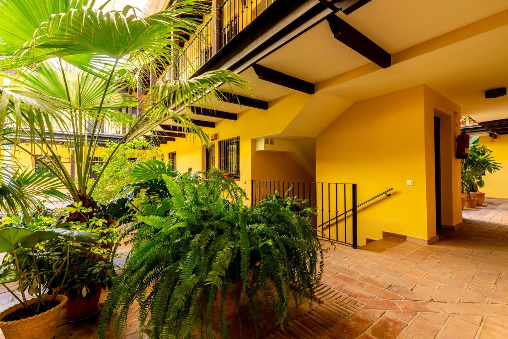 Ferienwohnung Loft En El Corral Del Horno Sevilla Exterior foto